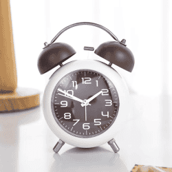 Quartz F18 Alarm Clock | Brown