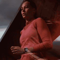 Apple Watch Series 9 | GPS + Cellular 41mm Starlight Case & Starlight Sport Band | Starlight Sport Strap