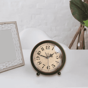 Quartez G51 Vintage Alarm Clock | Brown