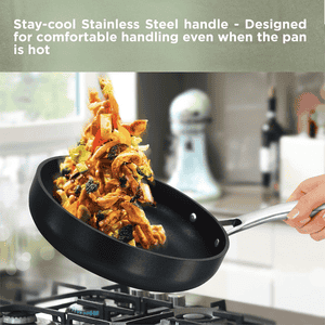 Hawkins Futura Pro Nonstick Frying Pan | 22 cm | Stainless Steel Lid | Black | PNF22S
