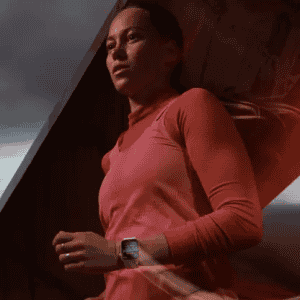 Apple Watch Series 9 | GPS + Cellular 45mm Starlight Case & Starlight Sport Loop | Starlight Sport Strap