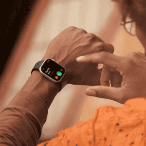 Apple Watch Series 8 | GPS | Cellular | Touchscreen | Red Strap | MNKA3HN/A